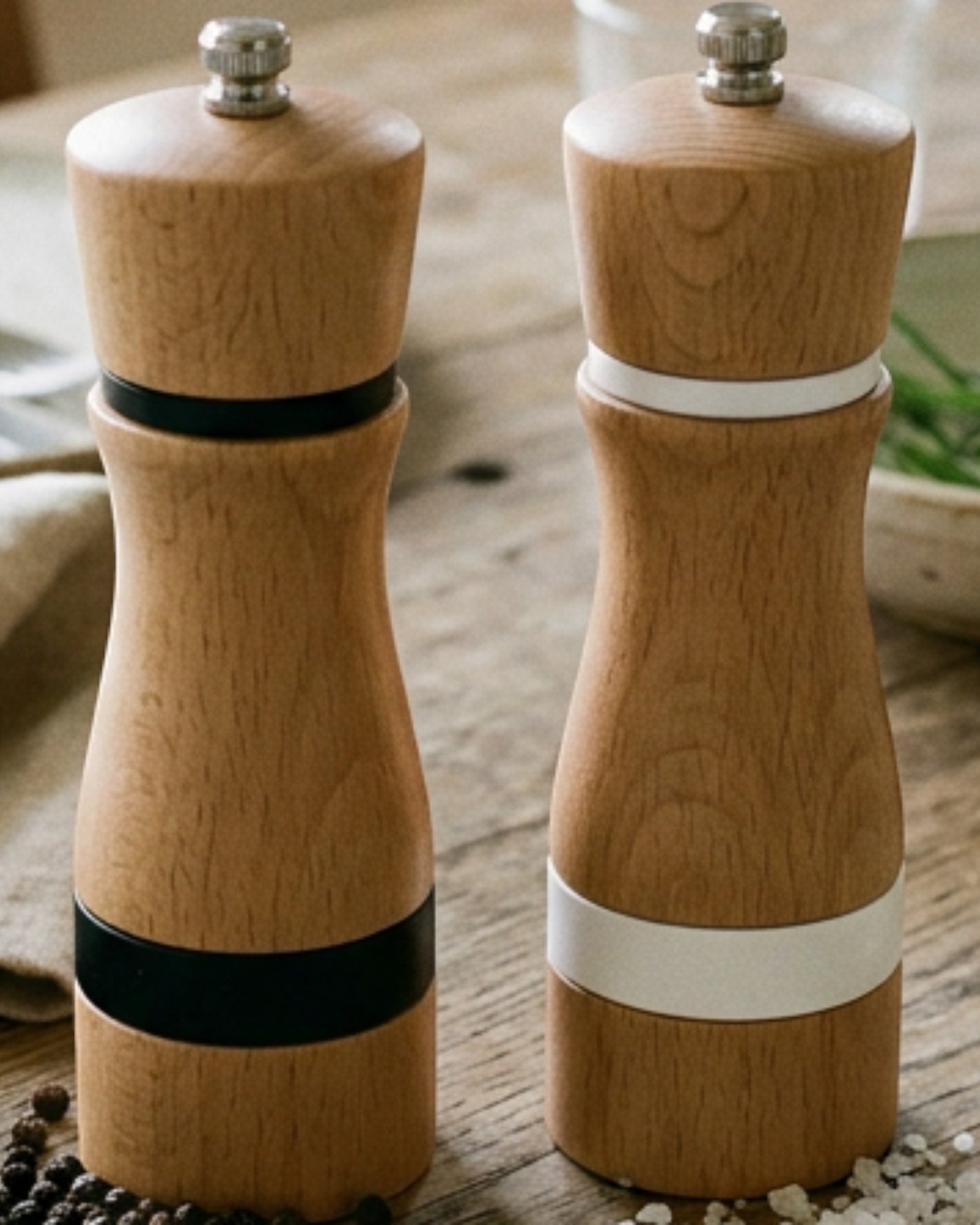 Zenis Beech Wood Manual Salt Pepper Mill Pair 7 in